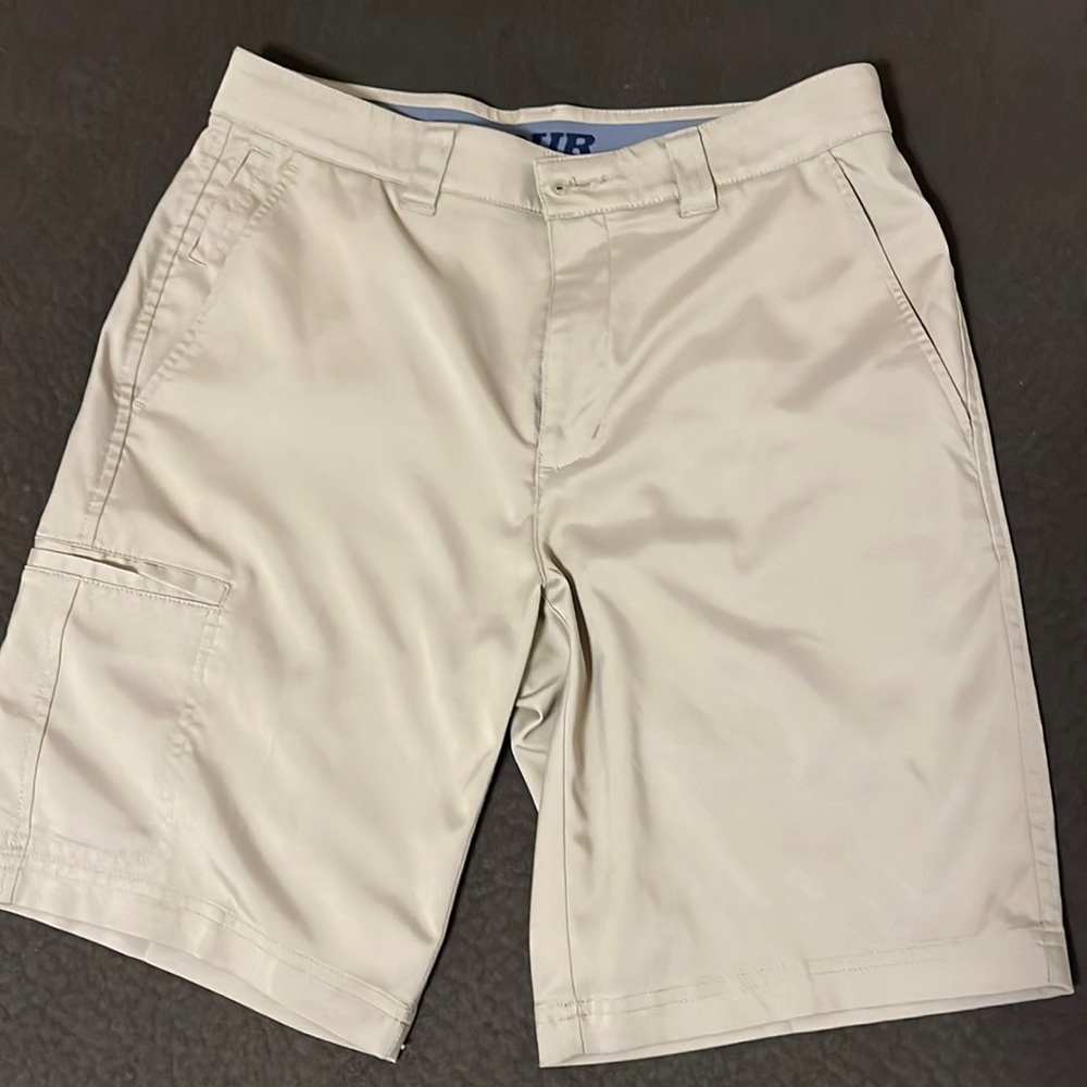 PGA Tour dry fit shorts 32 waist
